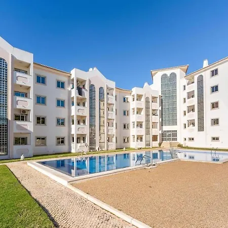 Comfortable + Pool Few Steps From Appartement Alvor